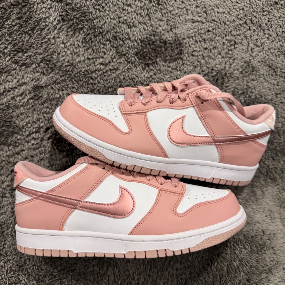 Nike Dunk Low GS Pink Foam White Metallic Pink DQ6435-600 Kids Size 7Y